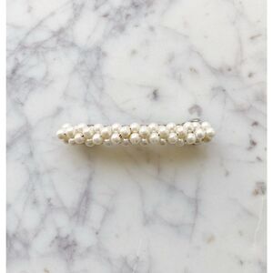 VINTAGE Pearl Hair Clip